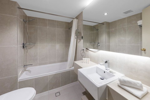 Hotel Diana - Tourism Gold Coast 33