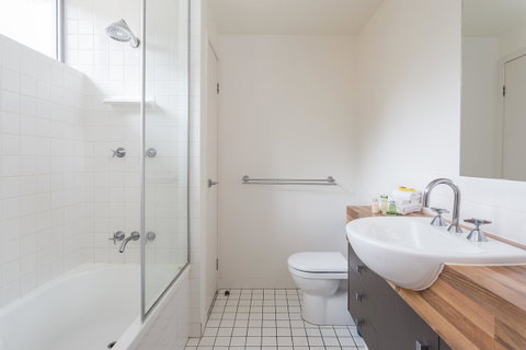 Oxygen Apartments - Tourism Gold Coast 24