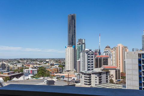 Oxygen Apartments - Tourism Gold Coast 33