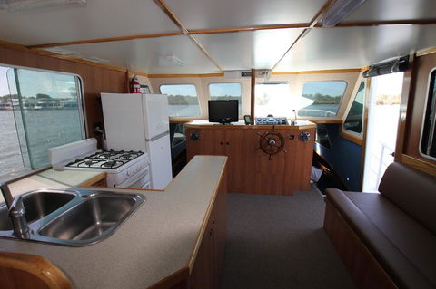 Coomera Houseboats - Gold Coast 1