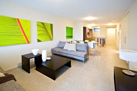 Lanai Riverside Apartments - Gold Coast 2