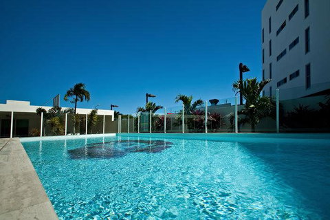 Lanai Riverside Apartments - Gold Coast 1