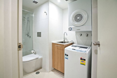 Lanai Riverside Apartments - Gold Coast 6