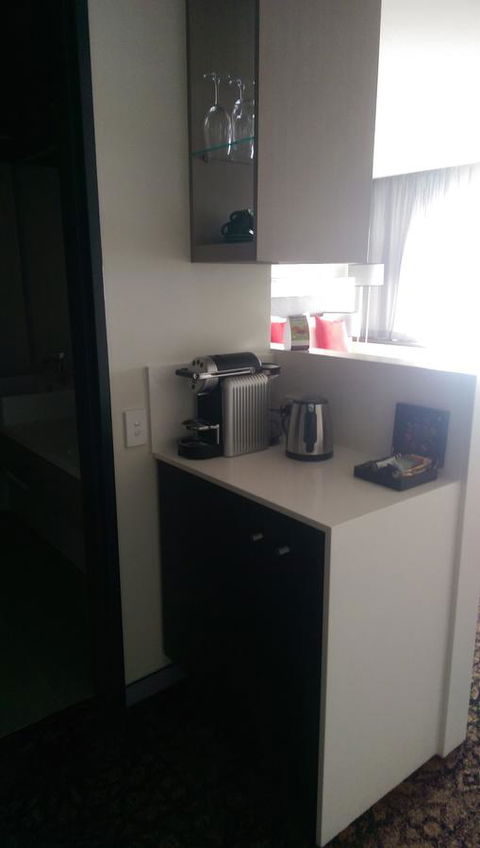Calamvale Hotel Suites And Conference Centre - Tourism Gold Coast 23