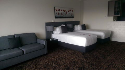 Calamvale Hotel Suites And Conference Centre - Tourism Gold Coast 19