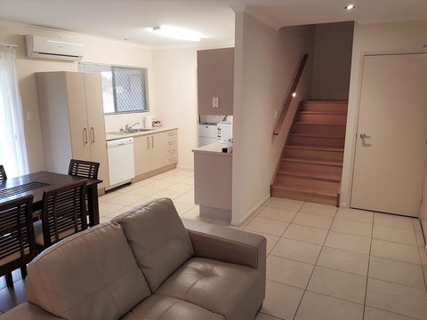 The Palms Motel - Tourism Gold Coast 9