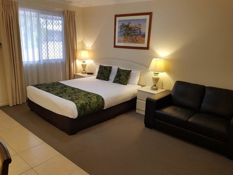 The Palms Motel - Tourism Gold Coast 0