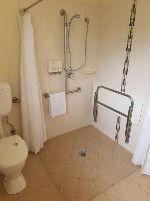 The Palms Motel - Tourism Gold Coast 12