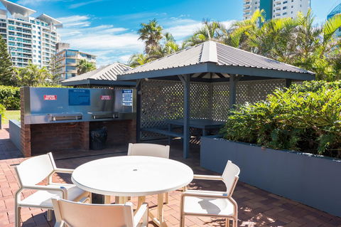 The Penthouses Apartments - Tourism Gold Coast 25