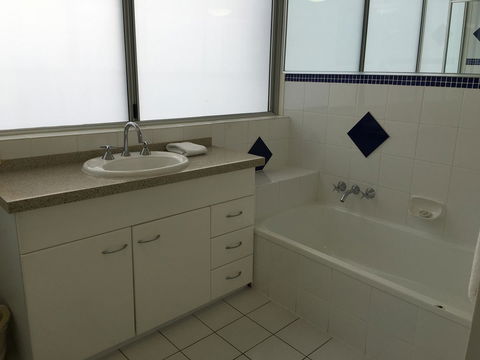 The Penthouses Apartments - Tourism Gold Coast 41