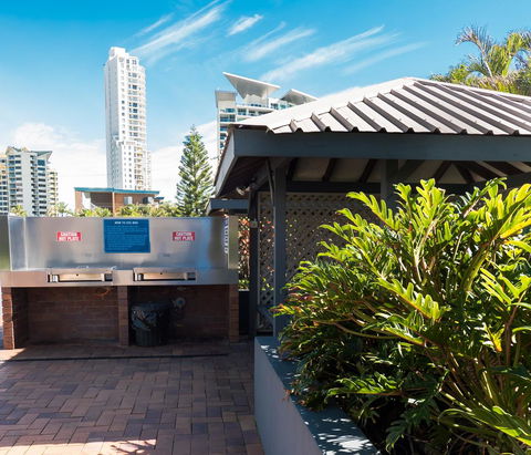 The Penthouses Apartments - Tourism Gold Coast 26