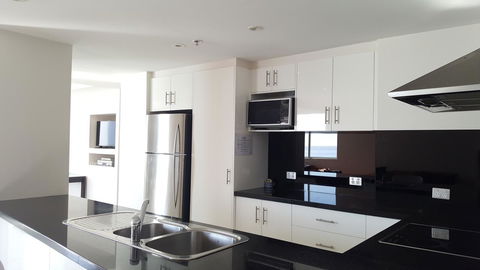 The Penthouses Apartments - Tourism Gold Coast 4