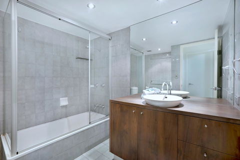 Genesis Apartments By Gold Coast Premium - Tourism Gold Coast 20