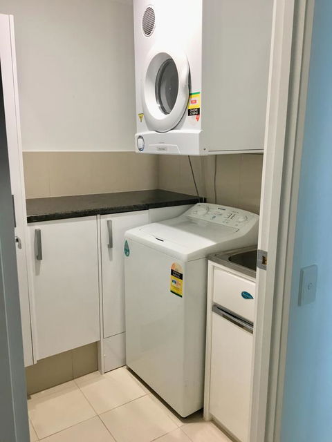 CHA Private Apts Diamond Beach - Tourism Gold Coast 17