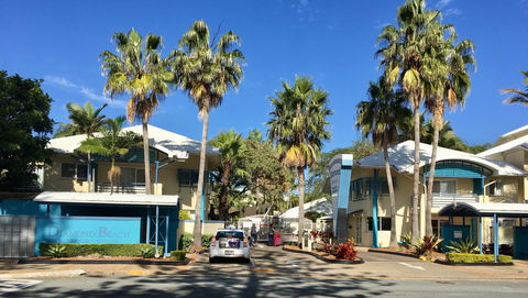 CHA Private Apts Diamond Beach - Tourism Gold Coast 1