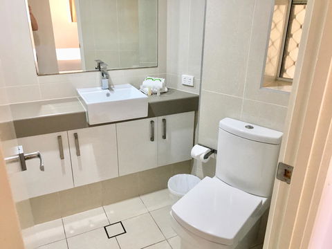 CHA Private Apts Diamond Beach - Tourism Gold Coast 18