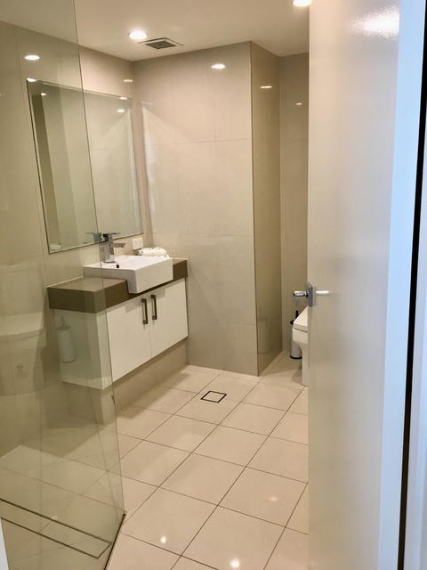 CHA Private Apts Diamond Beach - Tourism Gold Coast 4