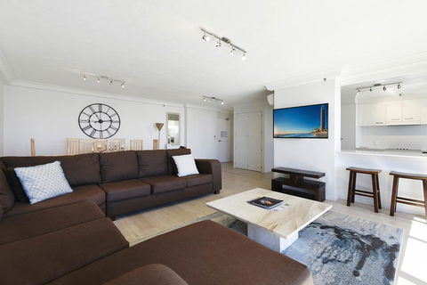 Surfers Century Oceanside Apartments - Tourism Gold Coast 13