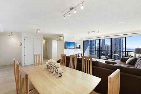Surfers Century Oceanside Apartments - Tourism Gold Coast 12