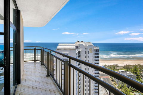 Beachcomber Holiday Apartment - Tourism Gold Coast 3