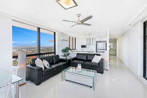 Beachcomber Holiday Apartment - Tourism Gold Coast 6