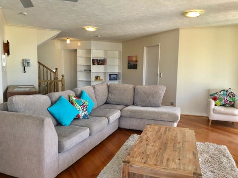 Rainbow Bay Resort Holiday Apartments - Tourism Gold Coast 2