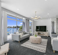 Havana Blue - Large 4 Bedroom Family Home - Tourism Gold Coast