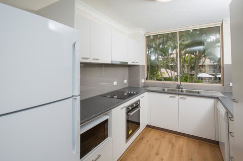 Miami Beachside Holiday Apartments - Tourism Gold Coast 22