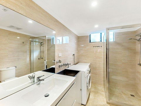 Enderley Gardens Resort - Tourism Gold Coast 8