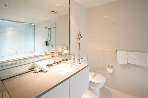 Circle On Cavill Surfers Paradise Apartments-Holiday Paradise - Tourism Gold Coast 0
