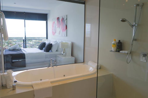 Circle On Cavill Surfers Paradise Apartments-Holiday Paradise - Tourism Gold Coast 4