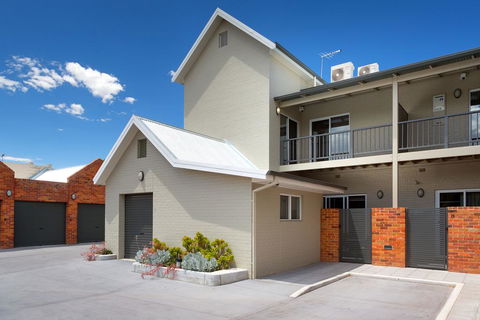 Waterstreet Apartment - Tourism Gold Coast 3