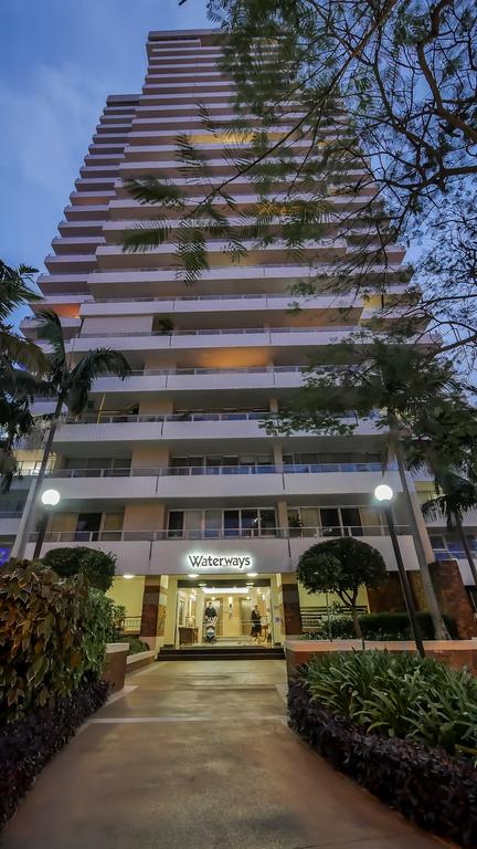 Waterways Apartments - Tourism Gold Coast 3