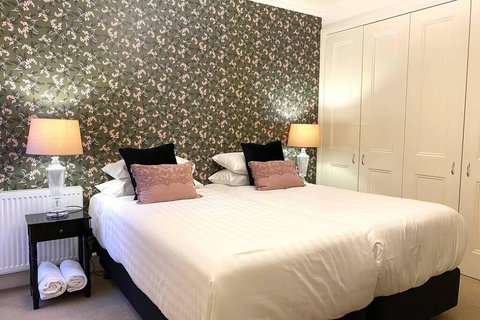 Wattle Terrace - Gold Coast 2