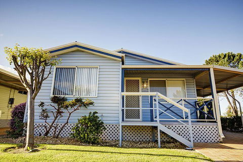 Wavecrest Village & Tourist Park - Tourism Gold Coast 0