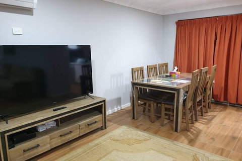 Weaver Heaven - Gold Coast 2