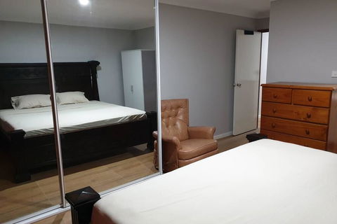 Weaver Heaven - Tourism Gold Coast 1