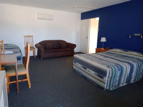 Wedderburn Goldseeker Motel - Tourism Gold Coast 3