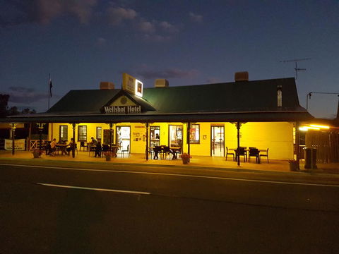Wellshot Hotel - Tourism Gold Coast 2