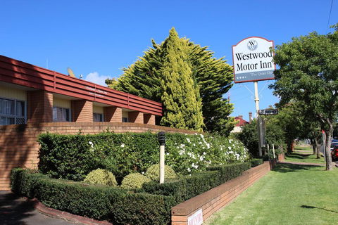 Westwood Motor Inn - Tourism Gold Coast 0