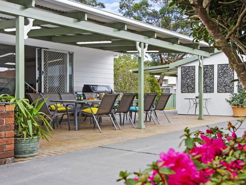 Whispering Waves - Relaxing Beach House - Tourism Gold Coast 0