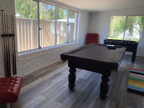 White Cottage - Tourism Gold Coast 0