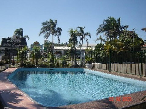 White Lanterns Motel - Tourism Gold Coast 0