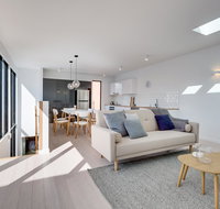 White Room Apartments - Tourism Gold Coast