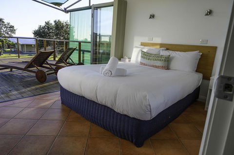 White Sands Estate - Tourism Gold Coast 2