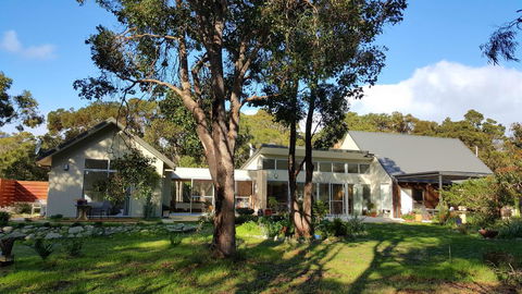Wilderness House - Tourism Gold Coast 0