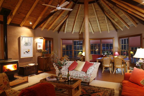 Wildwood Guesthouse - Tourism Gold Coast 0