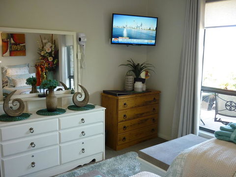 Willowbank Drive Bed & Breakfast - Tourism Gold Coast 2