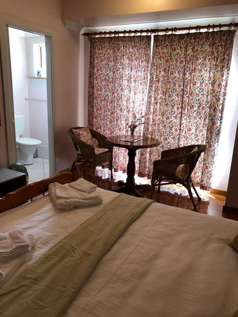 Wine Country Drive Guest House - Gold Coast 1