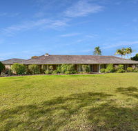 Wine Country Homestead 4-6br House - Gold Coast